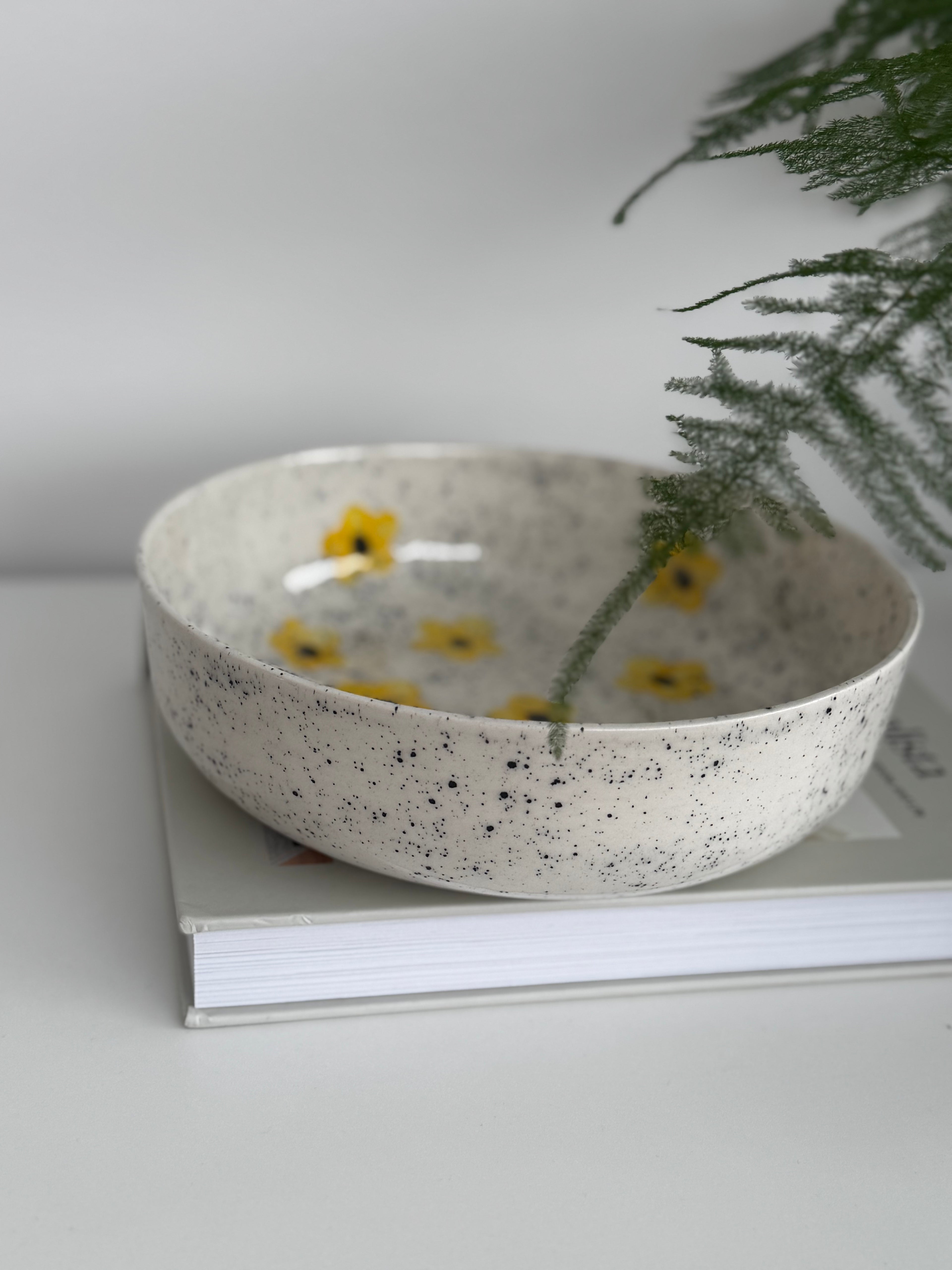 Dubuo - lėkštė "Geltonos gėlės"