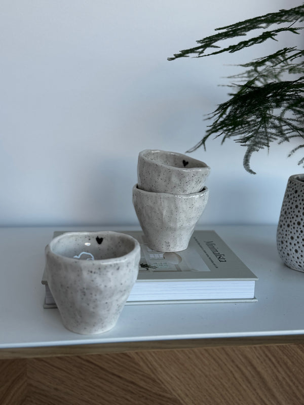 Keraminis puodelis kavai "Širdelė", apie 220 ml