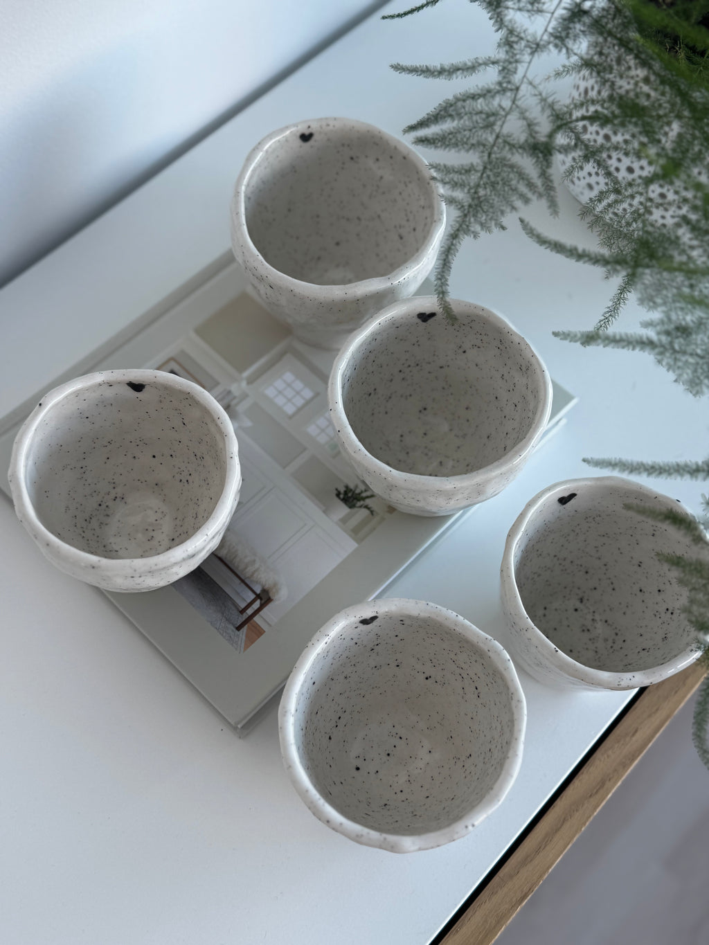 Keraminis puodelis kavai "Širdelė", apie 220 ml
